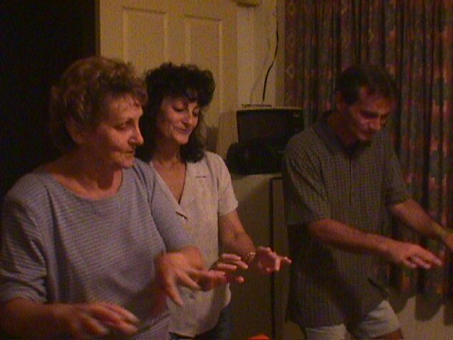 Image of dancers3.jpg